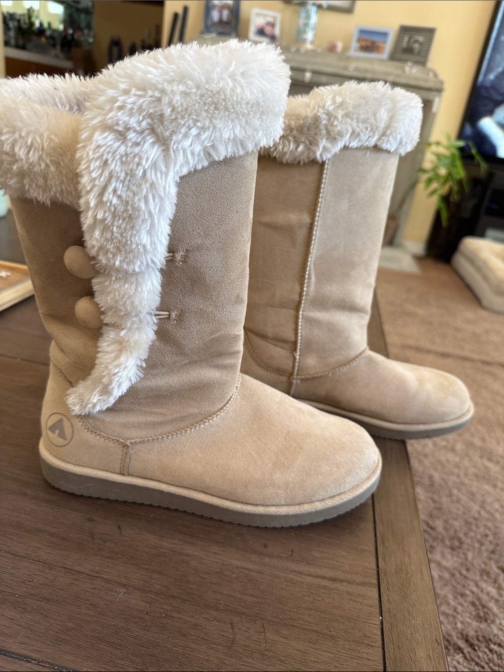 Airwalk Women's Light Tan Faux Fur Winter Boots